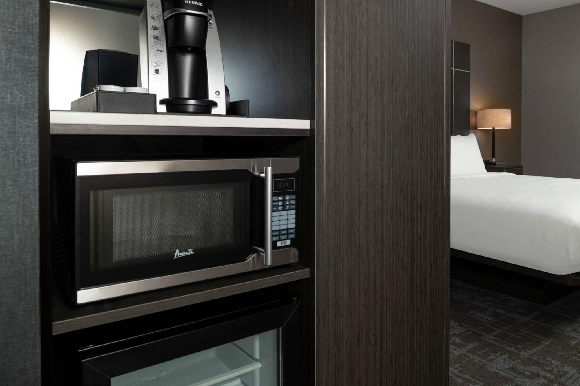 Fairfield By Marriott Inn & Suites Boston เมดฟอร์ด ภายนอก รูปภาพ